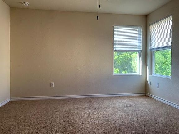 5th image of 6339 Melanzane Ave #101