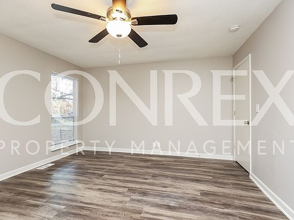 5th image of 551 Roselawn Dr
