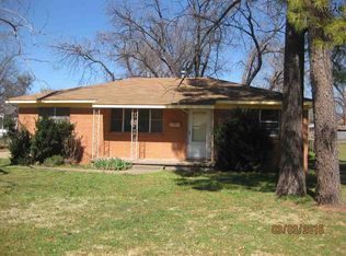 703 Reagan St, Burkburnett, TX 76354
