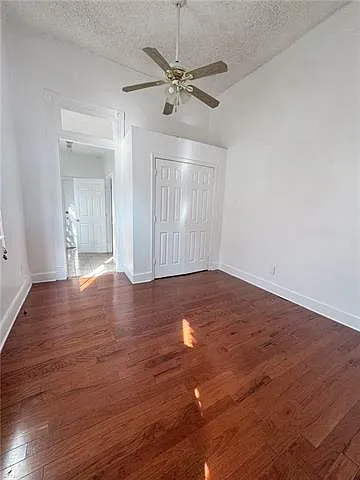 325 S Rendon St — Photo 10