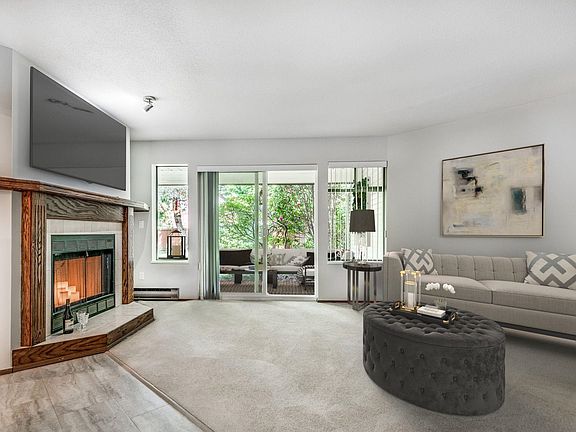 4th image of 13858 102nd Ave #102