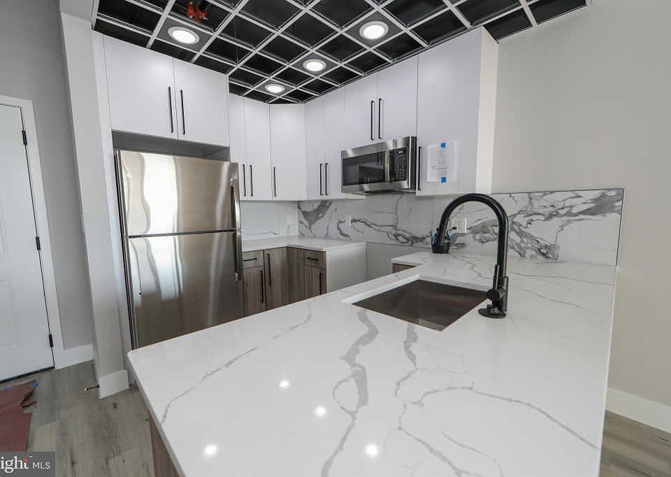 1st image of 3460 J St #504