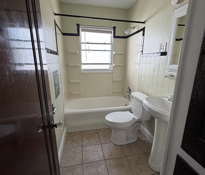 9011 Park Heights Ave — Photo 10