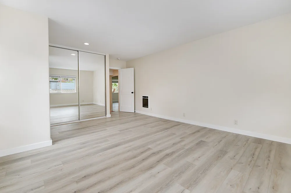 1 bed, 1000 sqft, $3,800 — Photo 2