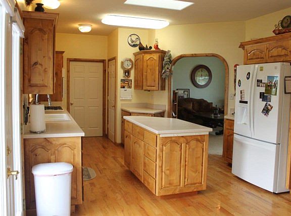 3rd image of 4896 E Wind River Dr