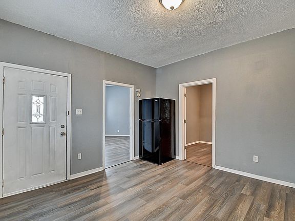 4th image of 1701 Fletcher Ave #A