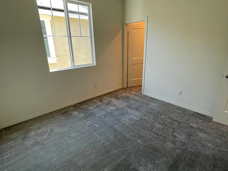 4898 Prince Way — Photo 11