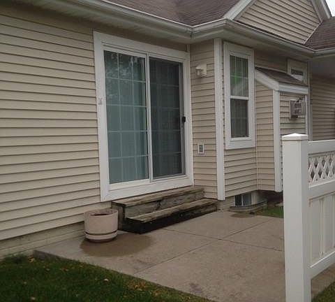 3rd image of 2572 NW Heritage Ave