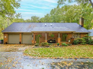 7384 Poore Rd, Conneaut, OH 44030