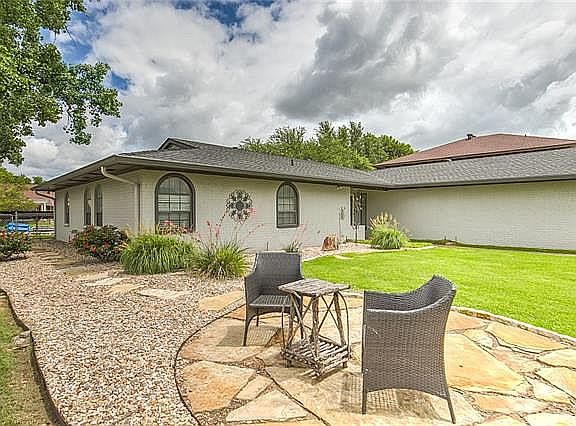 4th image of 3706 Coral Sands Ct