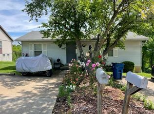 403 Locust St #A, New Haven, MO 63068
