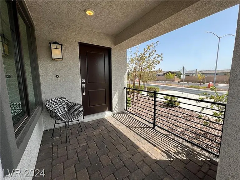 649 Pickled Pepper Pl — Photo 2