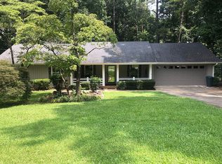 522 Valley Woods Cir SE, Conyers, GA 30094
