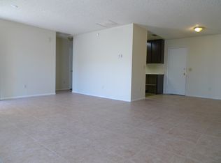 12959 Navajo Rd APT A, Apple Valley, CA 92308