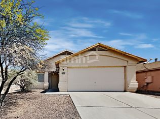 7049 E Strike Eagle Way, Tucson, AZ 85730