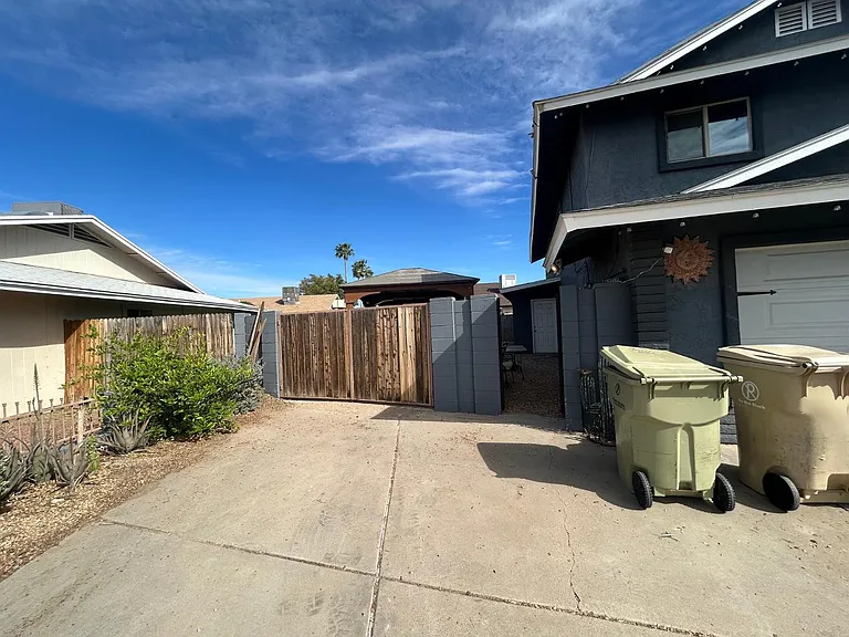 6916 W Georgia Ave — Photo 50