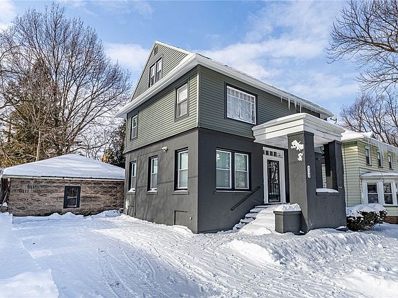 3rd image of 333 Raines Park