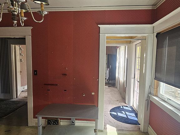 3rd image of 4114 NE Glisan St