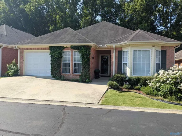 110 Windemere Dr, Rainbow City, AL 35906