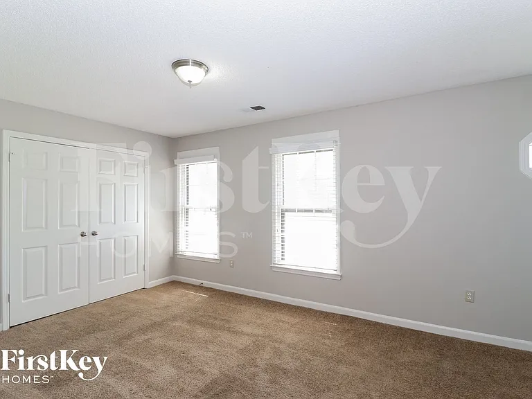 8688 Chimneyrock Blvd — Photo 8
