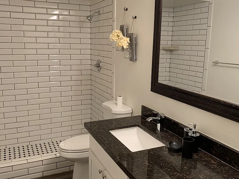3421 N Paiute Way #7 — Photo 8