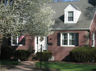 102 Mountain Ave, North Caldwell, NJ 07006