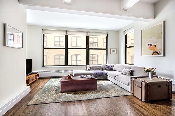 Sold by Compass | media 1