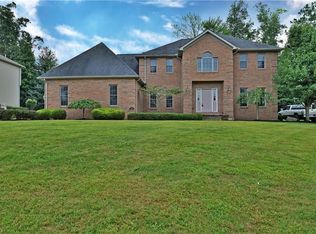 2294 Keystone Trl, Cortland, OH