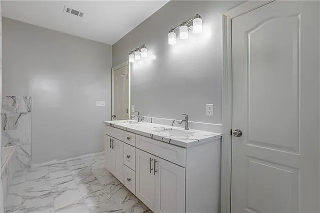 2932 Eagle St — Photo 12