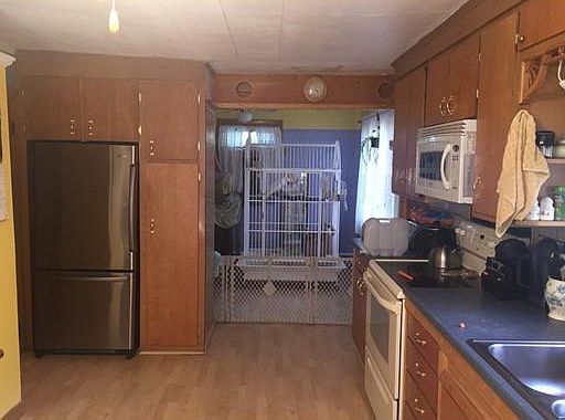 2nd image of 19 Essex St