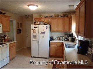 2nd image of 114 Blue Water Dr