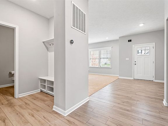4th image of 177 Alder Dr