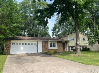 535 Woodbine Pl, Cape Girardeau, MO 63701