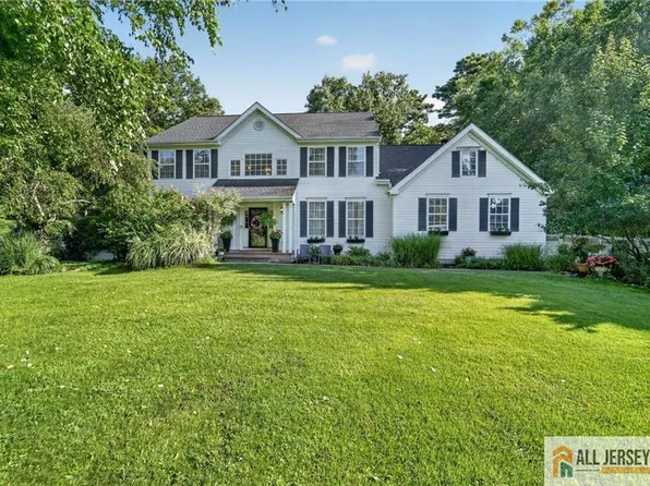 101 Cardinal Dr, Jackson, NJ 08527