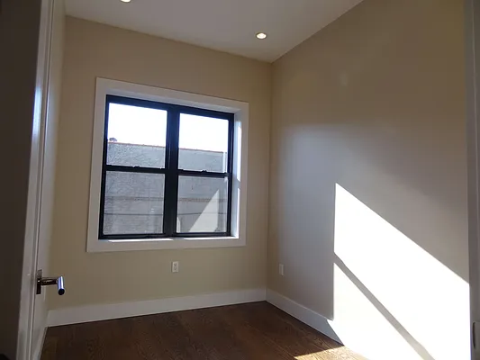 Rented by Lofts and Flats LLC | media 47