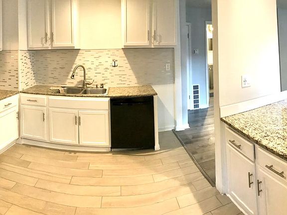 3rd image of 704 S Lowell Blvd
