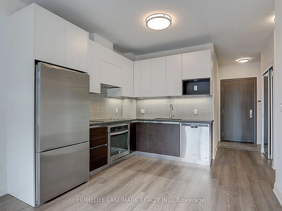 25 Water Walk Dr #506