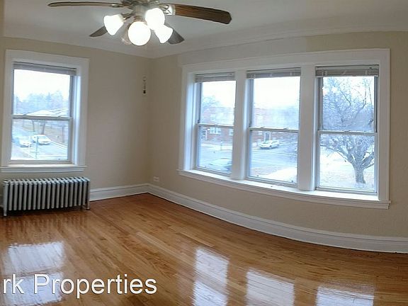 4th image of 4541 W Wellington Ave #1