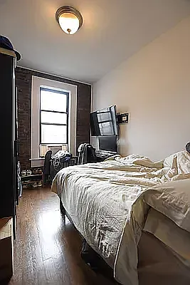 Rented by REAL New York | media 3