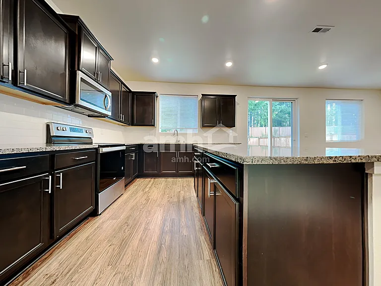 9280 Shootingstar St — Photo 6
