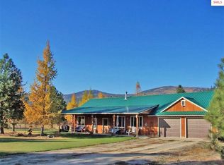 469 Doe Rd, Naples, ID 83847