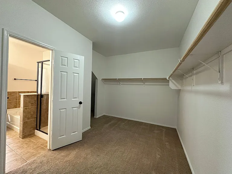 5304 Capricorn Loop — Photo 26