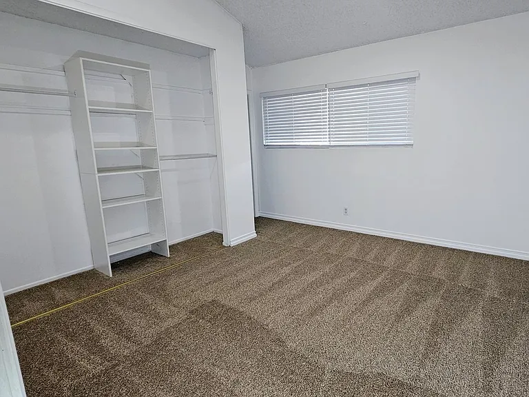 1139 W Badillo St #B — Photo 10