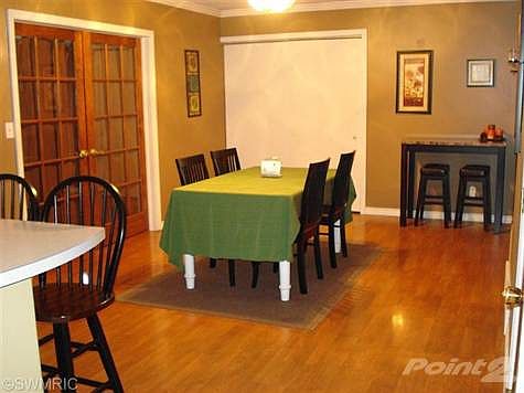 Large dining area is perfect for Holidays or any get together.