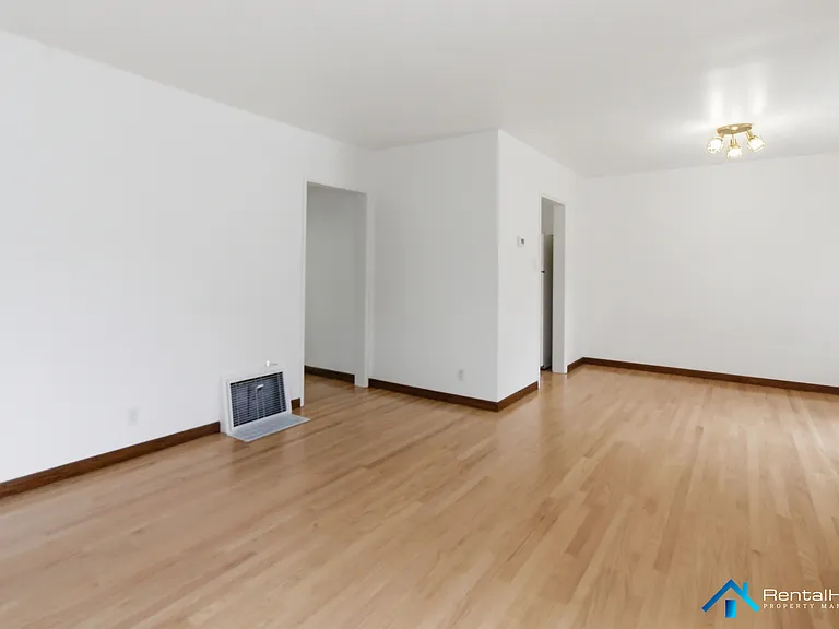 1705 Holly Dr — Photo 4