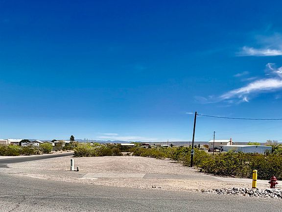 5th image of 1003 Rock Canyon Rd