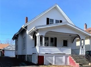 241 Palmer St, New Bedford, MA 02740
