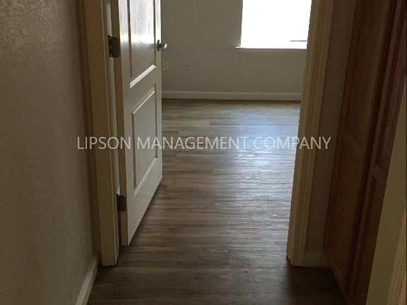 2nd image of 2930 S Sallee Ct