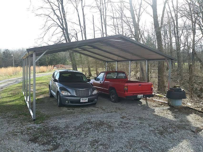 2nd image of 1135 Coon Branch Rd