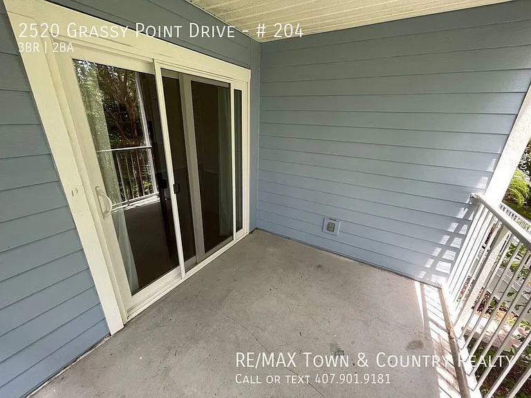 2520 Grassy Point Dr #204 — Photo 30